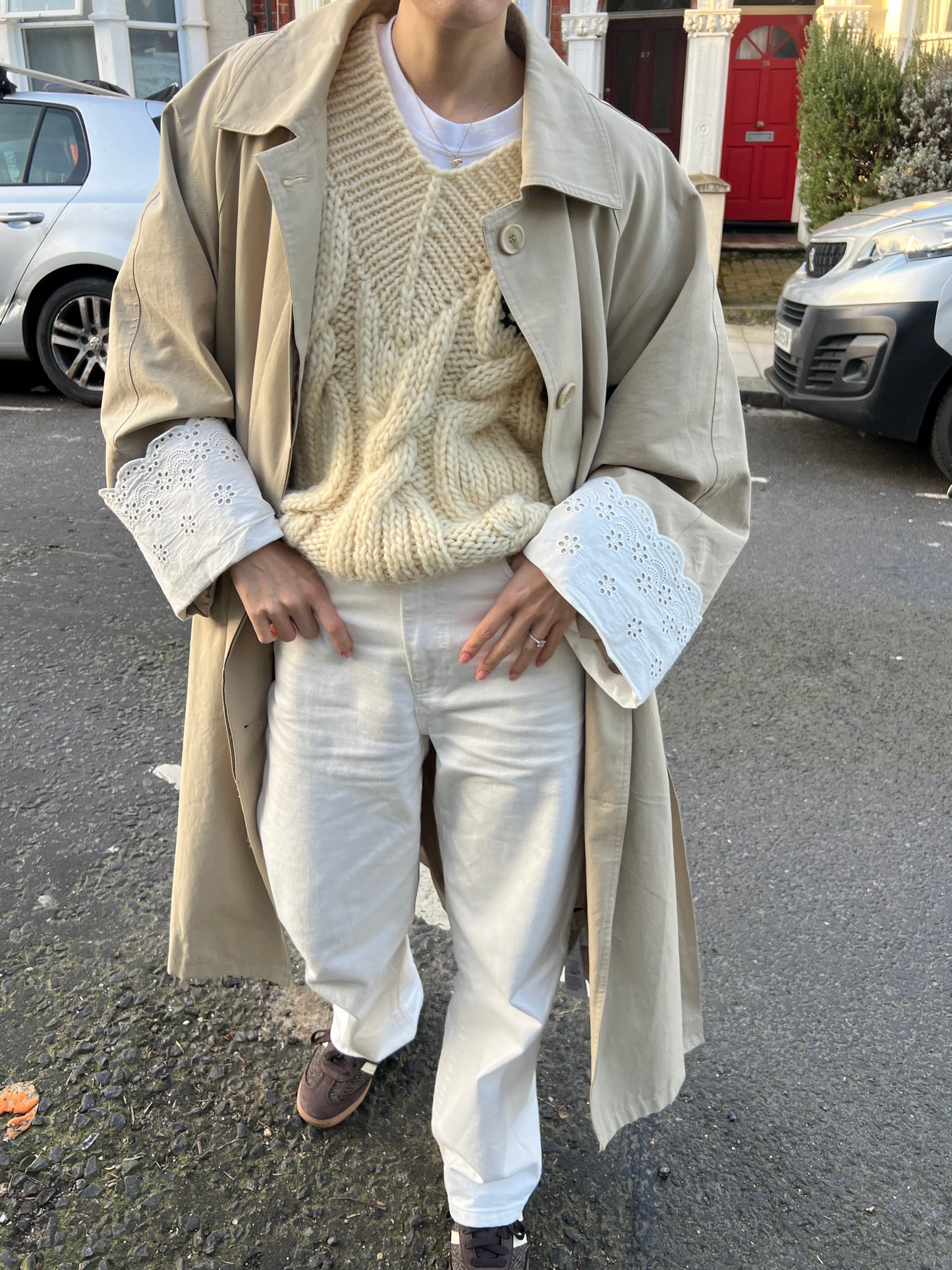 Lace Trench Coat（9月末〜10月上旬にかけて発送開始）