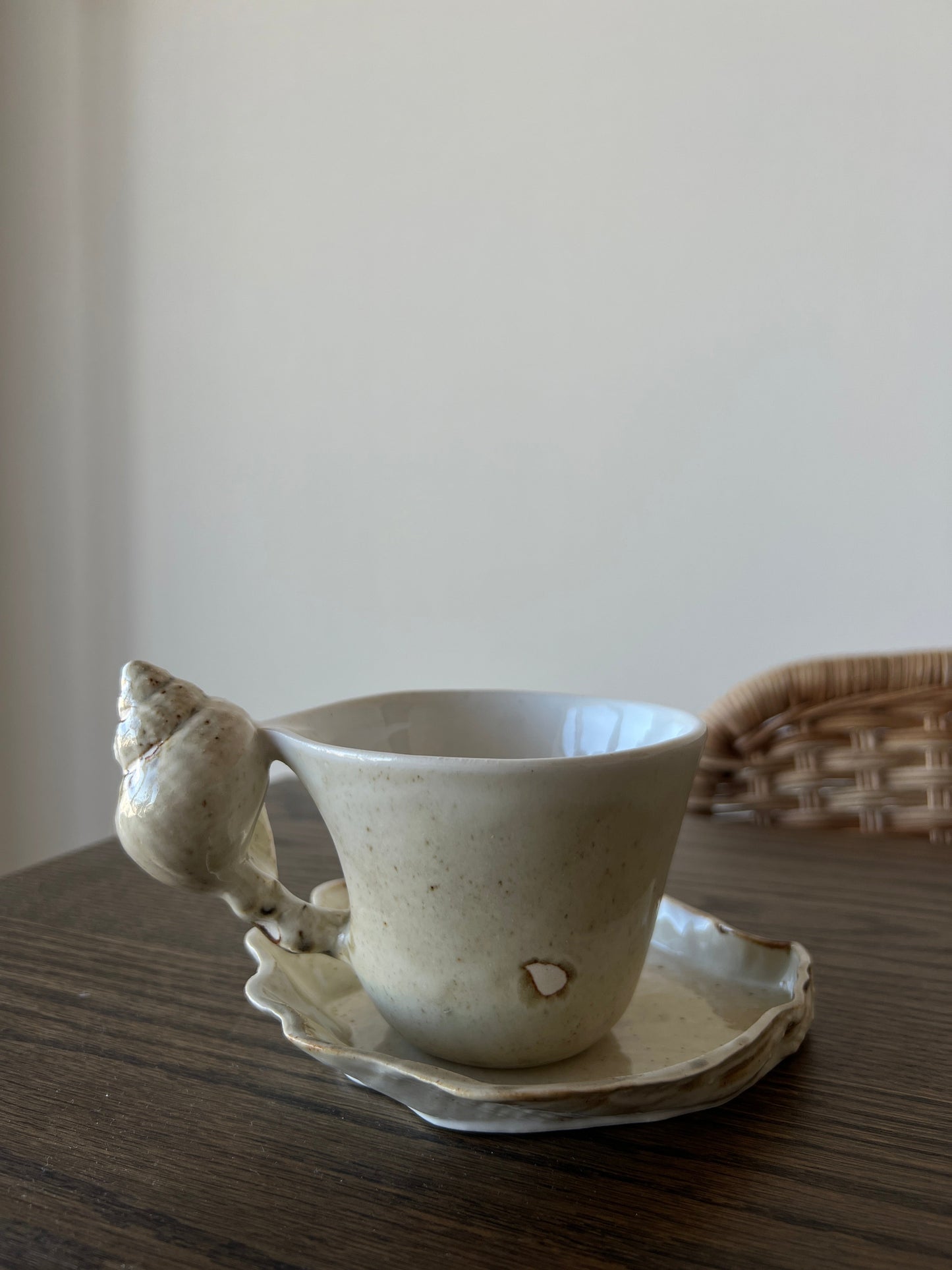 Shell Cup & Saucer Set（ご注文から1週間以内に発送）