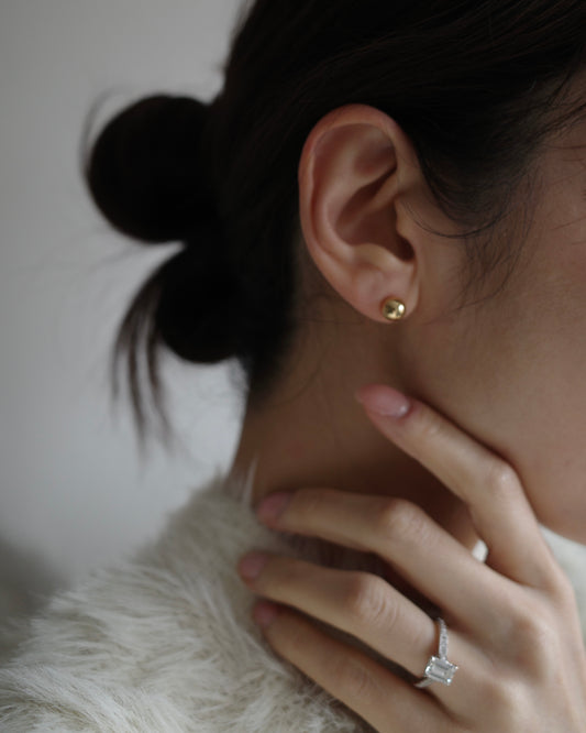 Gold Stud Earring (2月下旬~3月上旬に発送)