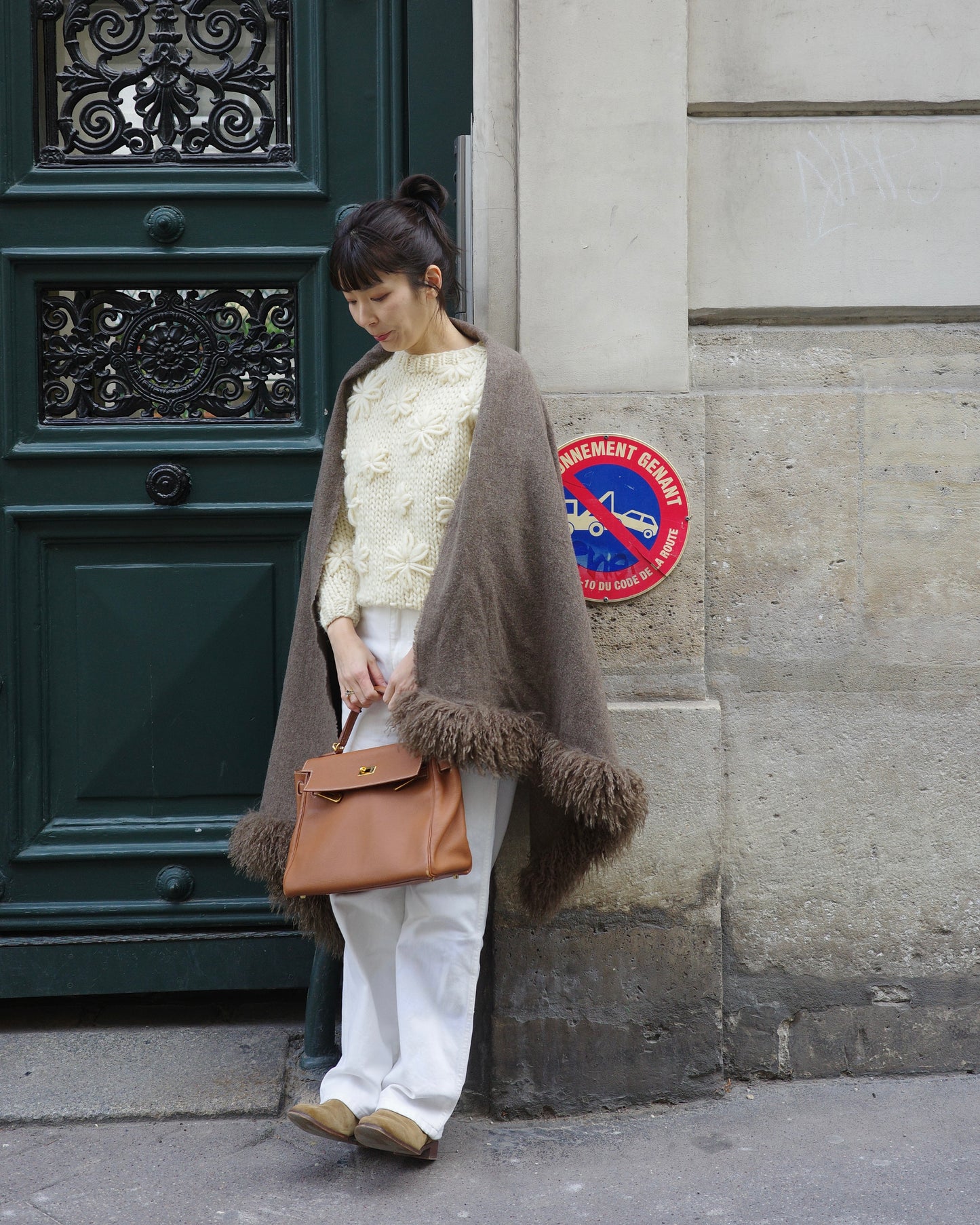 FLOWER SWEATER (納期：1月下旬〜2月上旬にまでに発送開始)