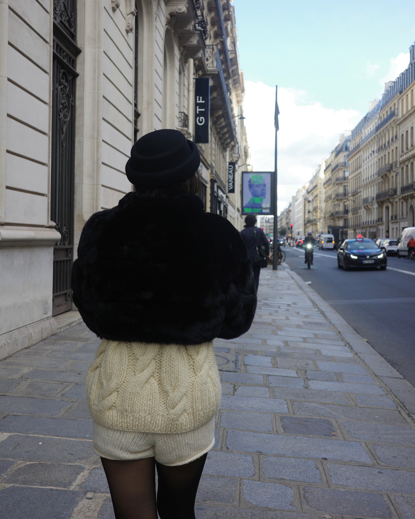 KNIT SHORT (納期：1月下旬〜2月上旬までに発送開始)